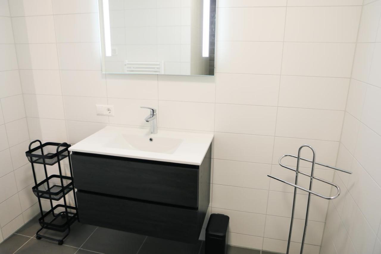 Luxe 4 Persoons Appartement In Residence Marina Kamperland 2C Bagian luar foto