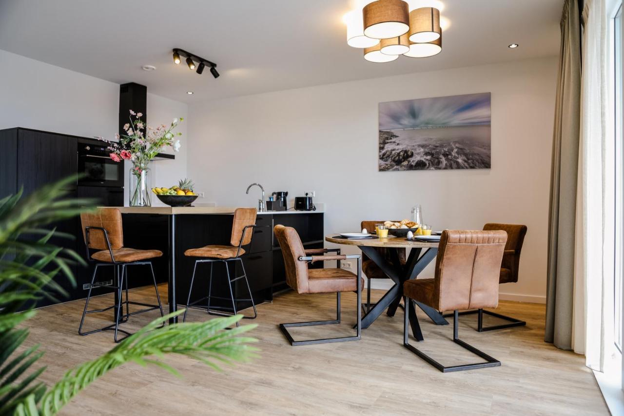 Luxe 4 Persoons Appartement In Residence Marina Kamperland 2C Bagian luar foto