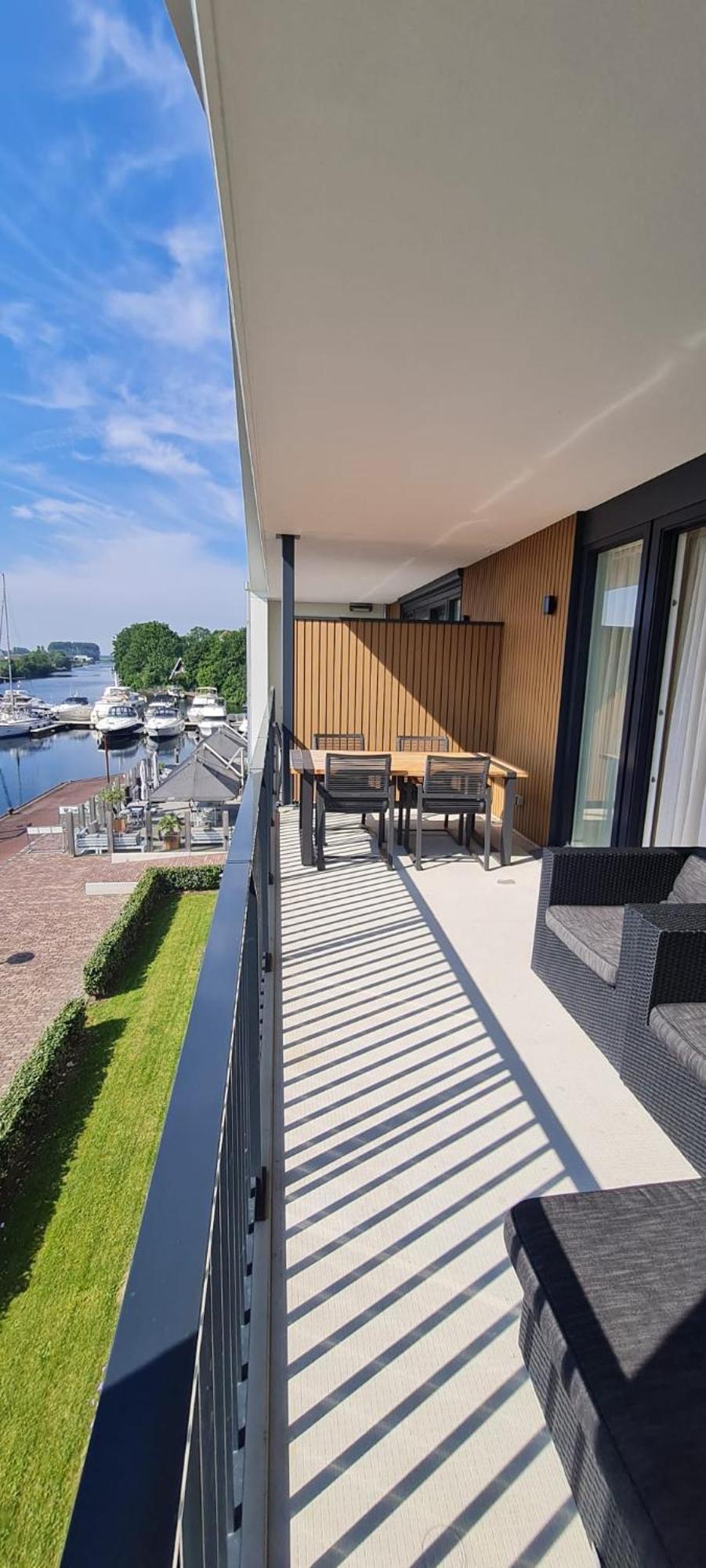 Luxe 4 Persoons Appartement In Residence Marina Kamperland 2C Bagian luar foto
